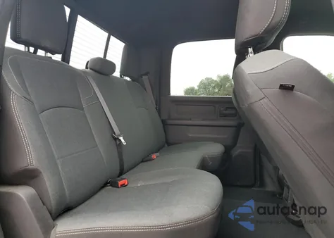 2022 Ram 2500 Tradesman z USA, uszkodzony, nr VIN 3C6UR5CJ8NG283105